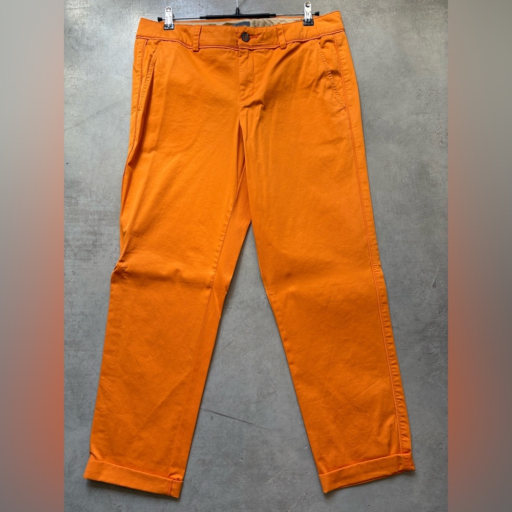 NWT Vince Chinos - Picture 7 of 15